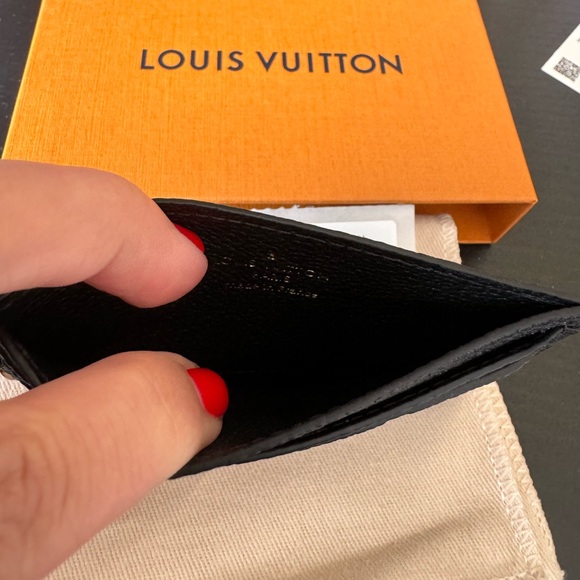 NWT Louis Vuitton card holder! Black empriente leather!! 🖤 - Picture 6 of 10